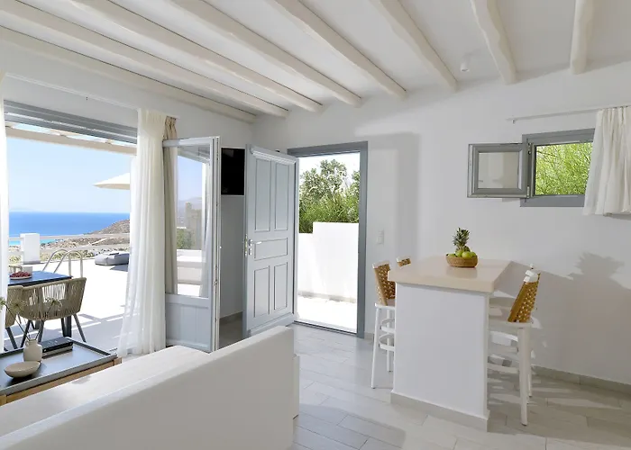 Mythology Naxos & Sztelída